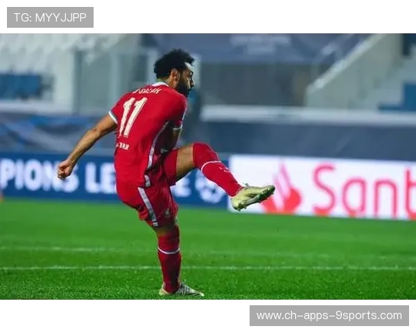 若塔在禁区弧顶接球斜射打入死角,利物浦扩大领先优势 若塔在禁区弧顶接球斜射打入死角,利物浦扩大领先优势