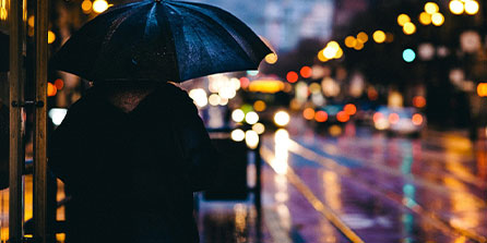 九游游戏中心下载-冠军球队赛后巡回签名会促进粉丝互动与社群建设，冠军皮肤签名版会返场吗